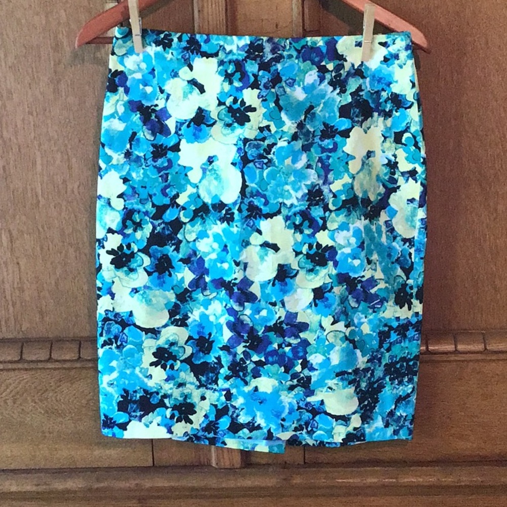 Ann Taylor Cotton Pencil Skirt Size 4P